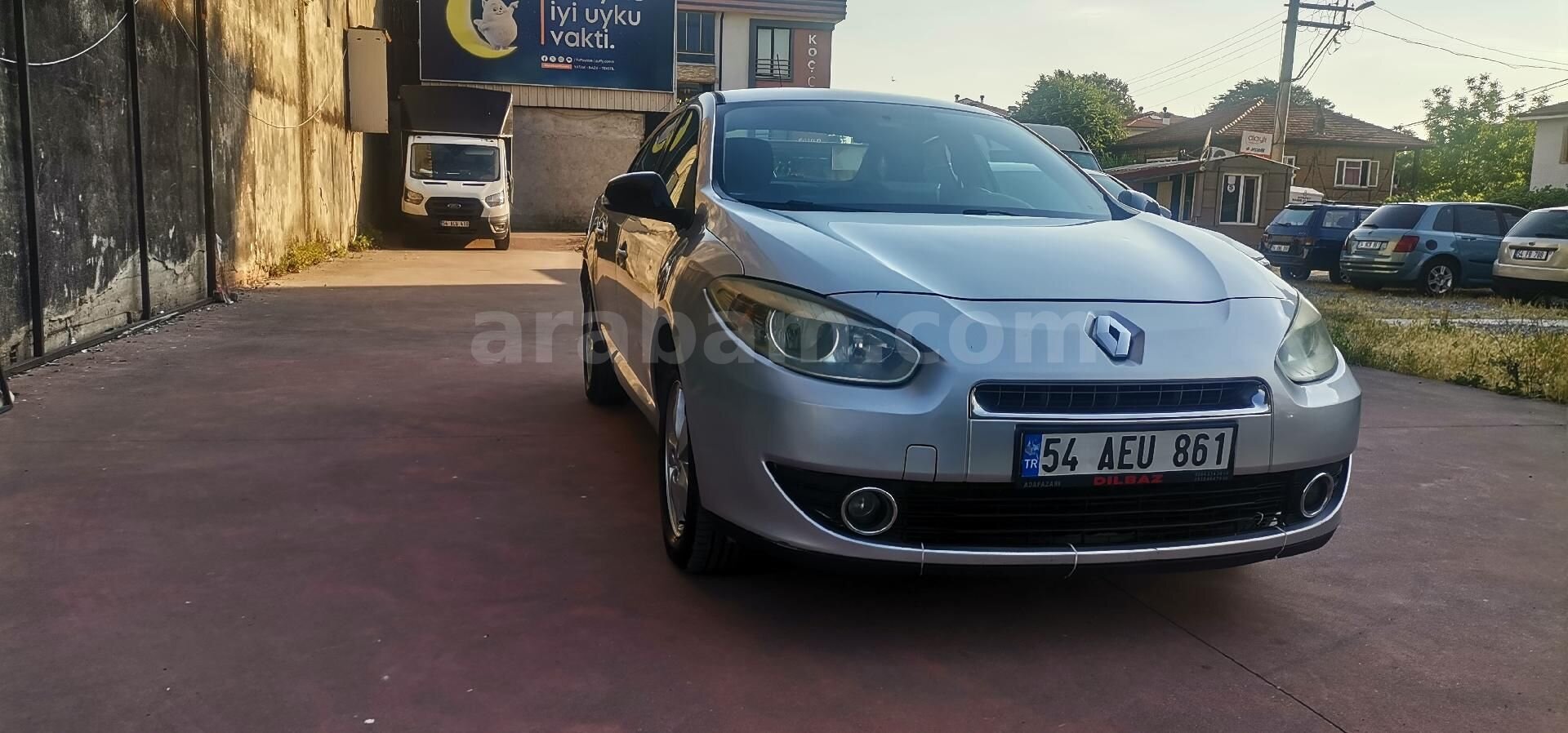 Galeriden Renault Fluence 1.5 dCi Extreme Edition 2012 Model Sakarya 247.000 km Gri (metalik) 2
