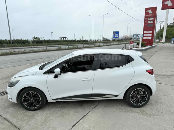 Galeriden Renault Clio 1.5 dCi Touch 2018 Model Rize