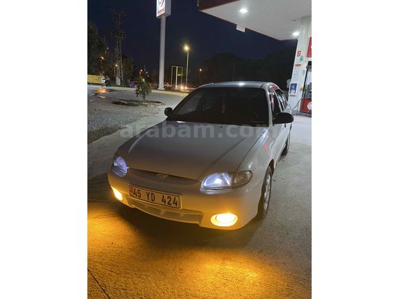 Sahibinden Hyundai Accent 1.5 GLS 2000 Model 