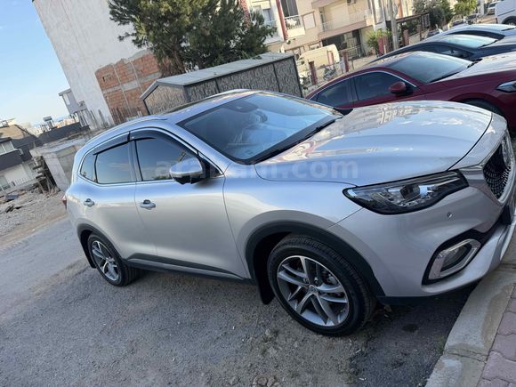 Sahibinden MG HS 1.5 T-GDI Luxury 2023 Model Antalya