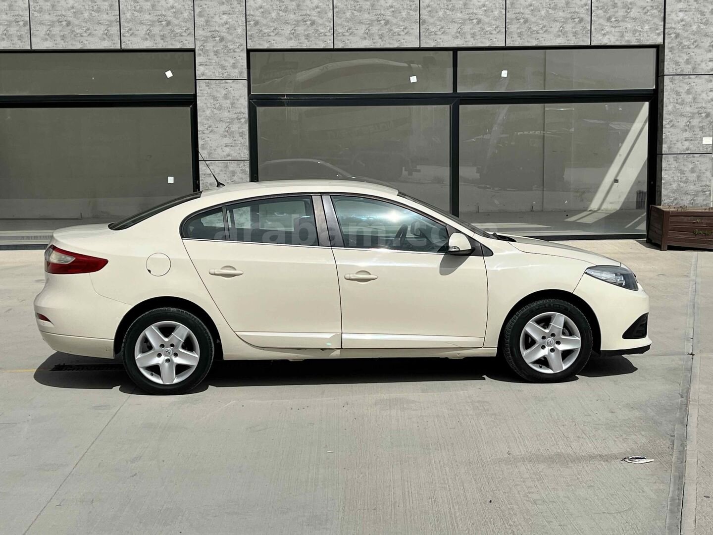 Galeriden Renault Fluence 1.5 dCi Touch 2015 Model Ankara 249.900 km Bej 7