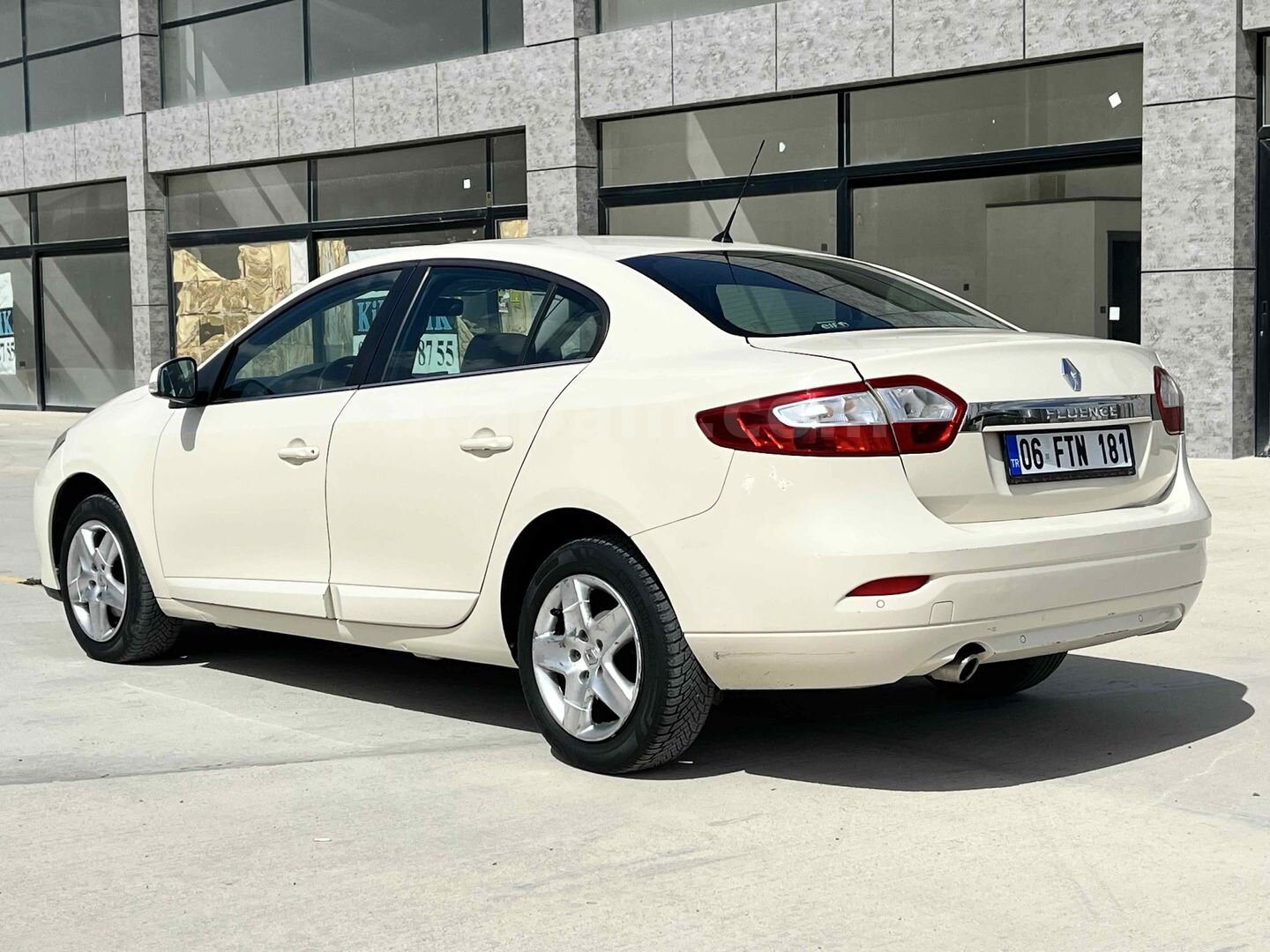 Galeriden Renault Fluence 1.5 dCi Touch 2015 Model Ankara 249.900 km Bej 4