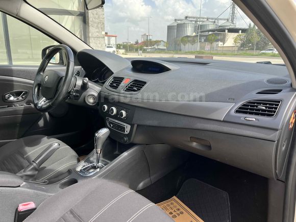 HATASIZ DEĞİŞENSİZ OTOMATİK FLUENCE