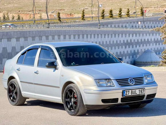 Sahibinden Volkswagen Bora 1.6 Basic 2005 Model  297.000 km Gri