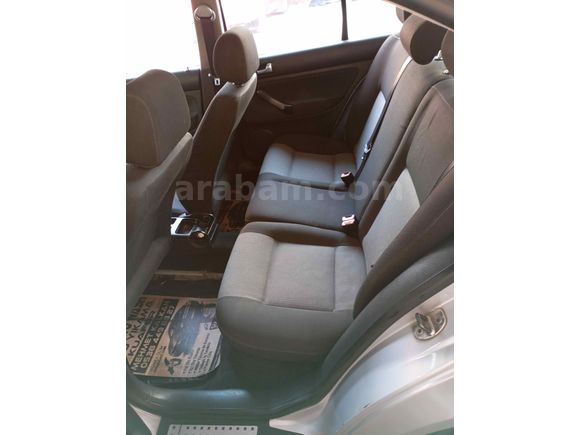 Sahibinden Volkswagen Bora 1.6 Basic 2005 Model  297.000 km Gri