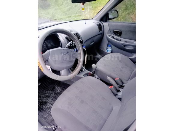 Sahibinden Hyundai Accent 1.5 CRDi Admire 2004 Model  16.900 km Gri