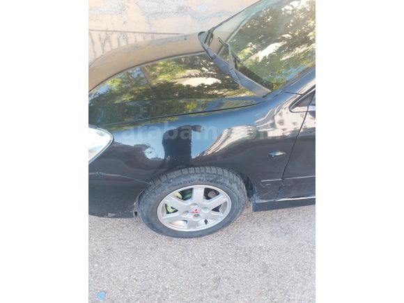 Sahibinden Mitsubishi Lancer 1.6 Comfort 2005 Model