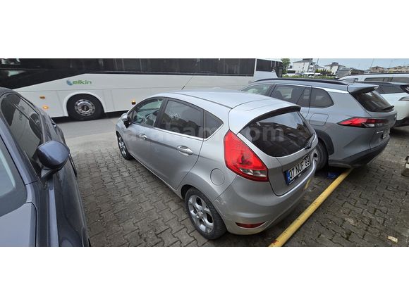 Temiz Fiesta Titanium Paket