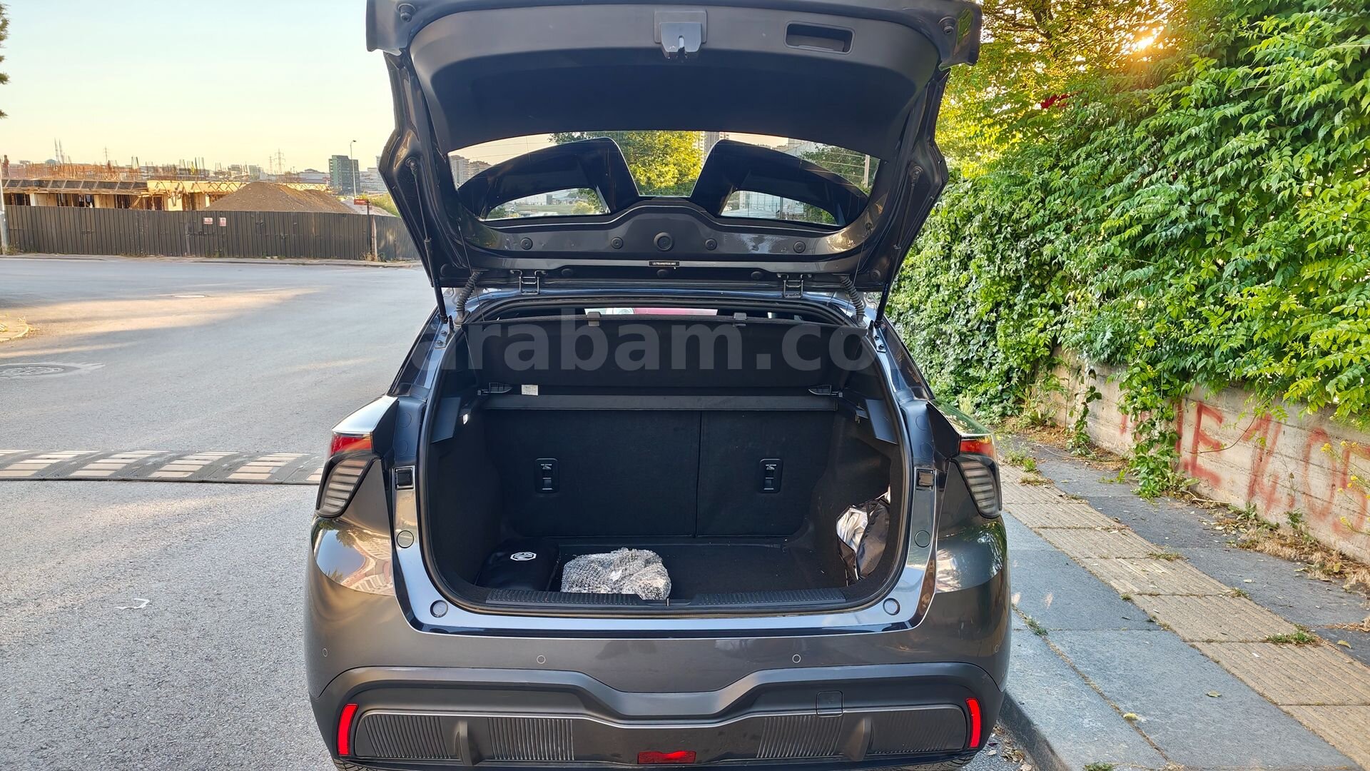 Sahibinden MG MG4 Comfort 2023 Model Ankara 26.250 km Gri 7