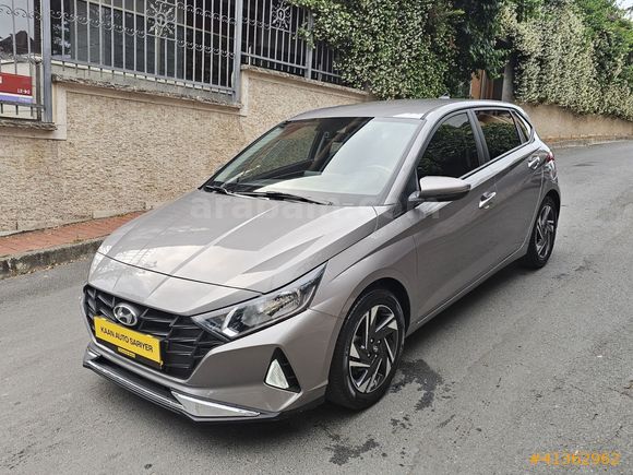 2022 İ20 STYLE OTOMATİK 25.000 KM LANSMAN RENK DERI KOLTUK