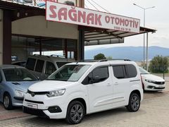 SAĞNAK OTOMOTİV'DEN İLK EL HATASIZ BOYASIZ EN DOLUSU CAM TAVANLI