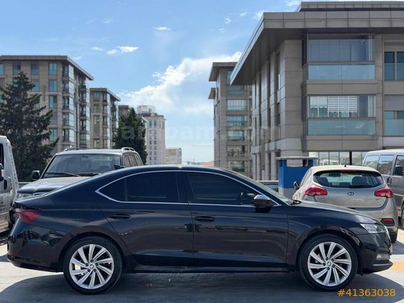 UCARS GRUP EXTRA OCTAVİA 1.5 E-TEC KOLTUK ISITMA HEAD UP K. ŞARJ