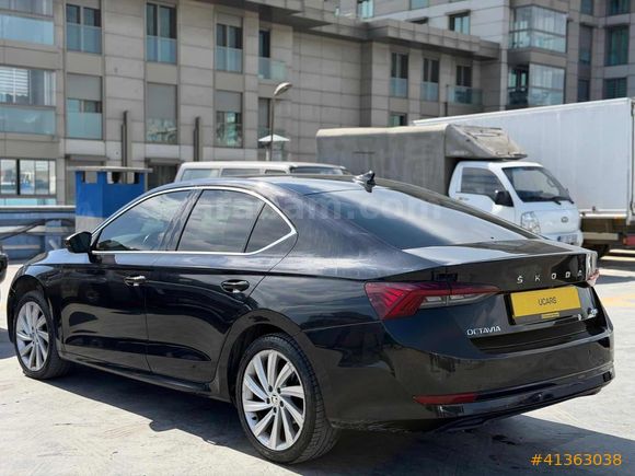 UCARS GRUP EXTRA OCTAVİA 1.5 E-TEC KOLTUK ISITMA HEAD UP K. ŞARJ
