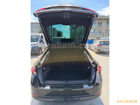 UCARS GRUP EXTRA OCTAVİA 1.5 E-TEC KOLTUK ISITMA HEAD UP K. ŞARJ