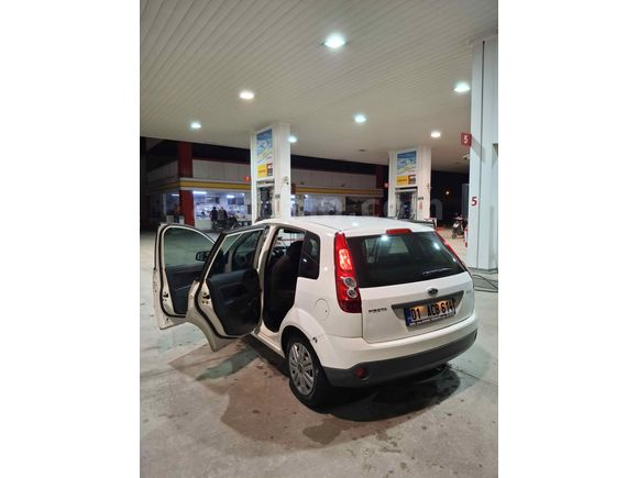 Sahibinden Ford Fiesta 1.4 TDCi Comfort 2006 Model 