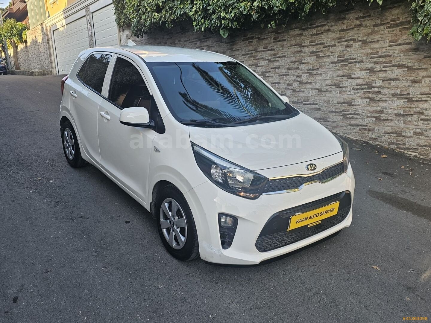 Galeriden Kia Picanto 1.0 MPI Live 2020 Model İstanbul 49.000 km Beyaz 2