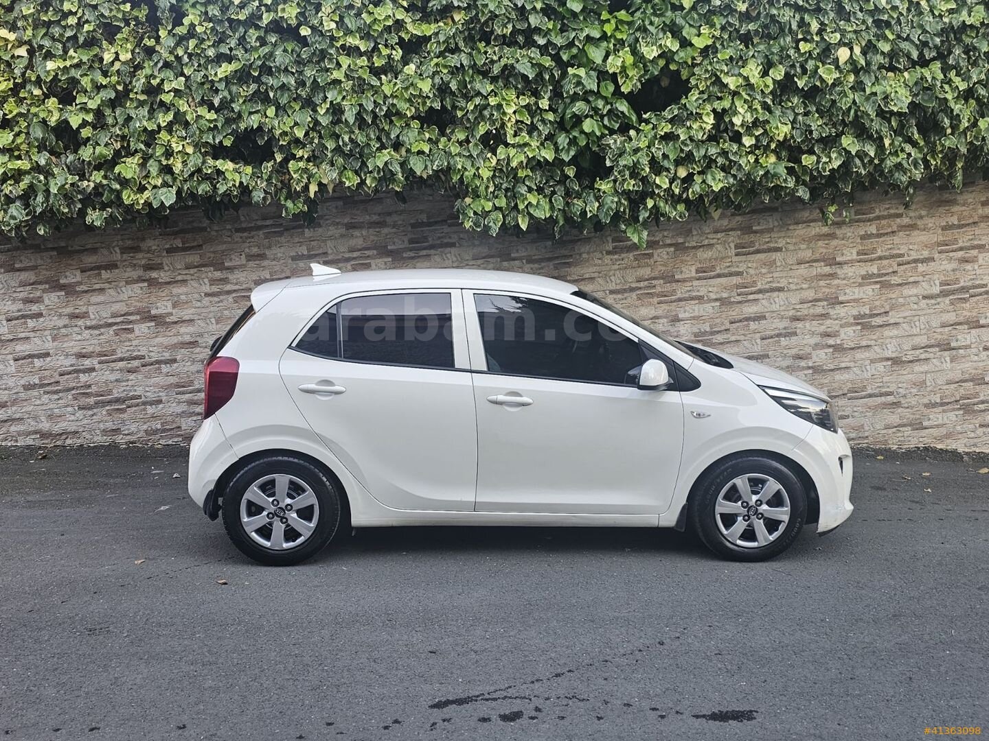 Galeriden Kia Picanto 1.0 MPI Live 2020 Model İstanbul 49.000 km Beyaz 7