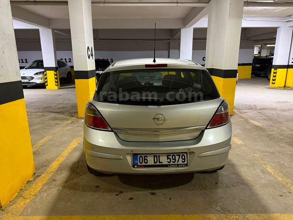 Acil Orjinal Opel Astra 1.3 CDTI Enjoy Plus 2011 Otomatik 