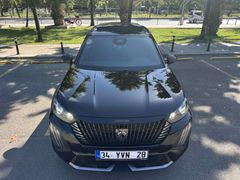 Galeriden Peugeot 2008 1.2 Hybrid Allure 2026 Model İstanbul