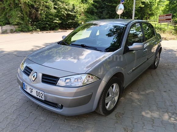 2005 MODEL 138.000 KM TEMİZ MEGANE 2