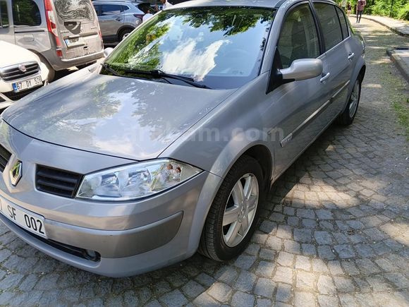 2005 MODEL 138.000 KM TEMİZ MEGANE 2