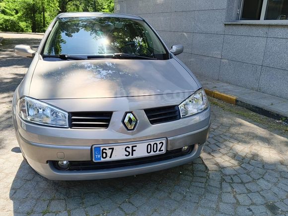 2005 MODEL 138.000 KM TEMİZ MEGANE 2