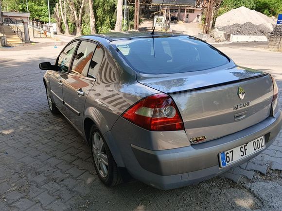 2005 MODEL 138.000 KM TEMİZ MEGANE 2
