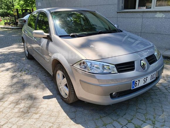 2005 MODEL 138.000 KM TEMİZ MEGANE 2