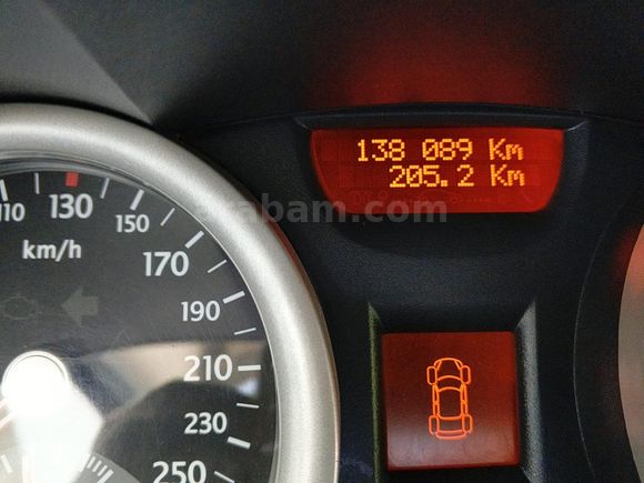 2005 MODEL 138.000 KM TEMİZ MEGANE 2