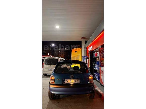 Corsa 1.6 GSi