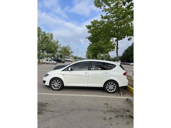3. Sahibinden Seat Altea 1.6 TDI Style XL 2013 Model  236.000 km Beyaz