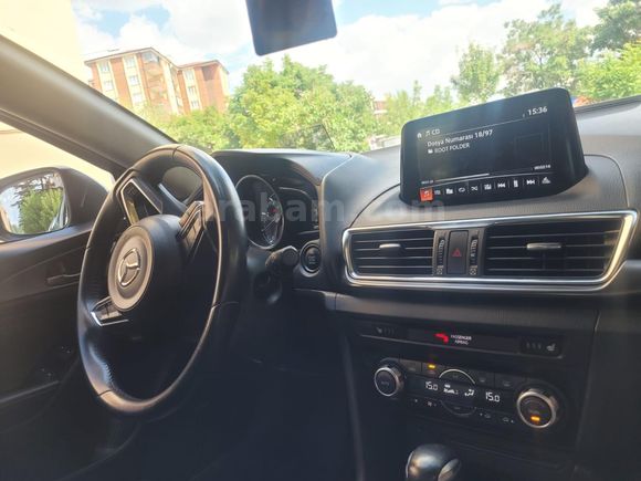 Sahibinden Mazda 3 1.5 SkyActive-D Power 2017 Model  196.000 km ACİL