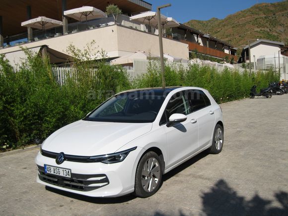 Sahibinden Volkswagen Golf 1.5 eTSI Style 2024 Model 