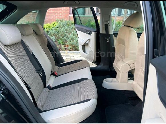 SAHİBİNDEN YENİ MUAYENELİ SKODA RAPİD ACİL