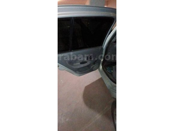 Hastasına orjinal  Clio 1.4 16v RXT 2001 Model