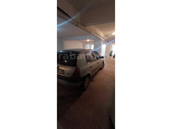 Hastasına orjinal  Clio 1.4 16v RXT 2001 Model