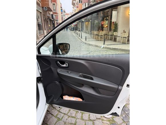 Sahibinden Renault Clio 0.9 TCe Joy 2019 Model 