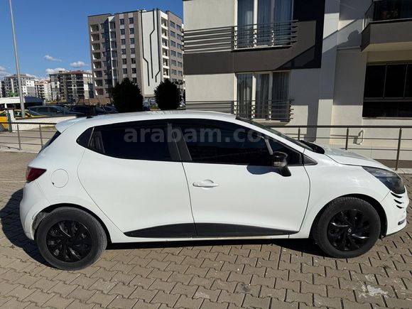 Sahibinden Renault Clio 0.9 TCe Joy 2019 Model 