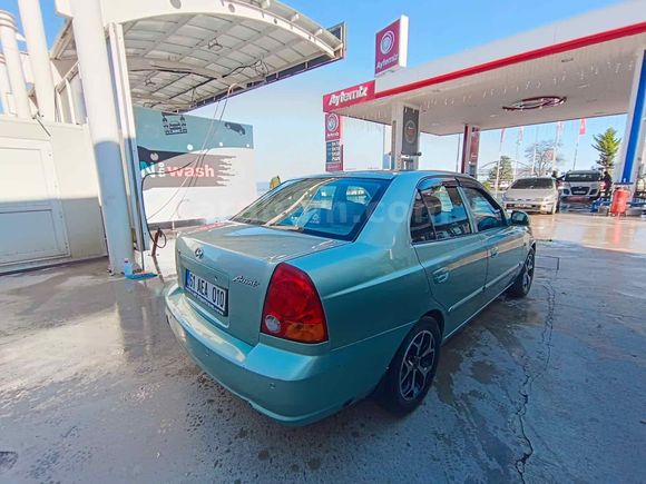 Sahibinden Hyundai Accent 1.6 Admire 2004 Model 