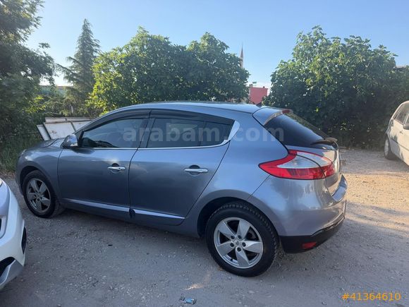 TEMİZ BAKIMLI MASRAFSIZ MEGAN DYNAMİQUE 1.5