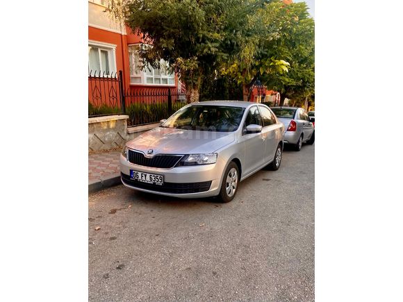 Sahibinden Skoda Rapid 1.4 TDI GreenTec Ambition 2016 Model