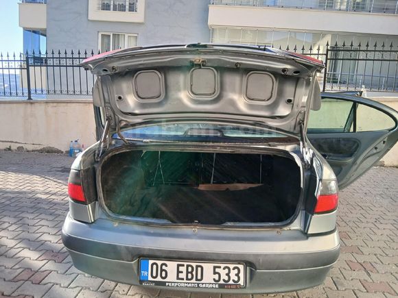 Sahibinden Renault Megane 1.6 RTA 1998 Model