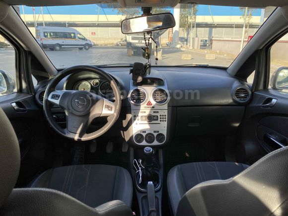 Sahibinden Temiz Opel Corsa 