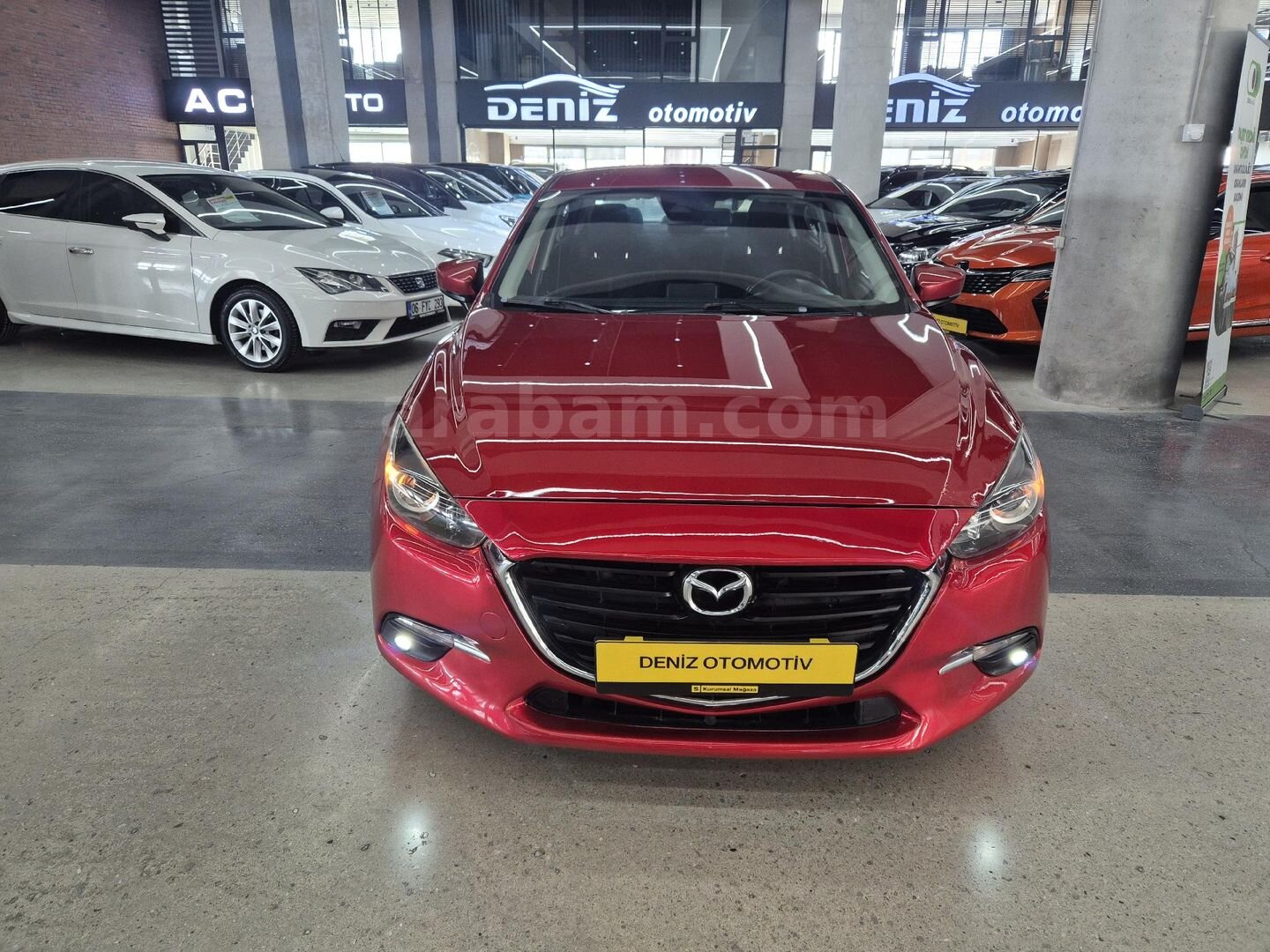 Galeriden Mazda 3 1.5 SkyActive-D Motion 2017 Model Ankara 181.000 km Kırmızı 2