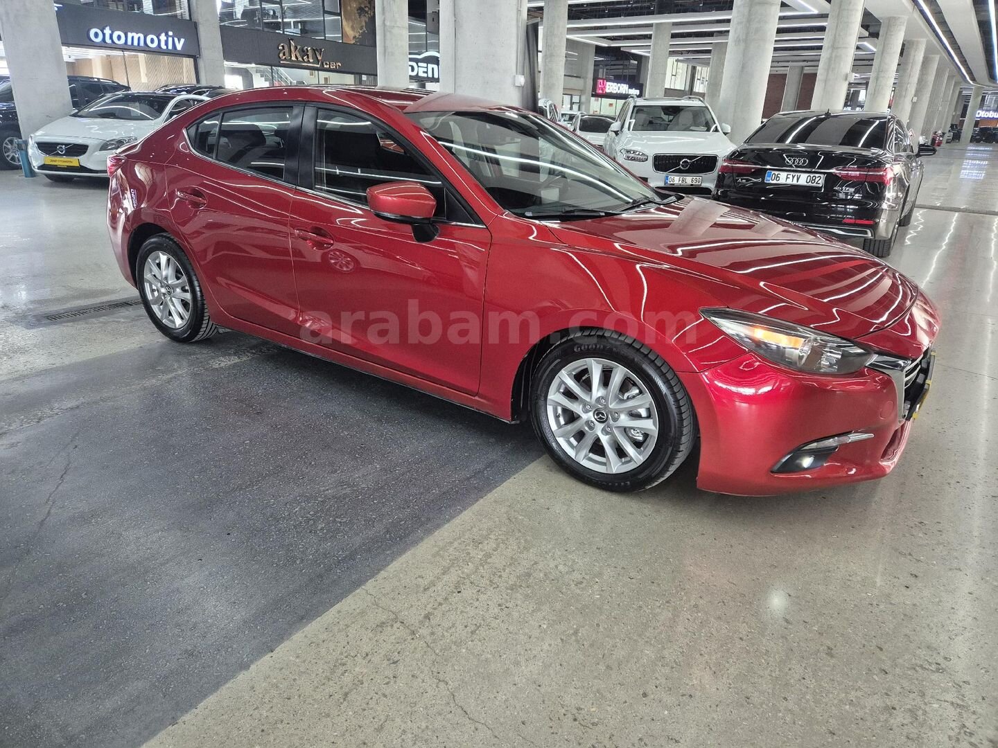 Galeriden Mazda 3 1.5 SkyActive-D Motion 2017 Model Ankara 181.000 km Kırmızı 6