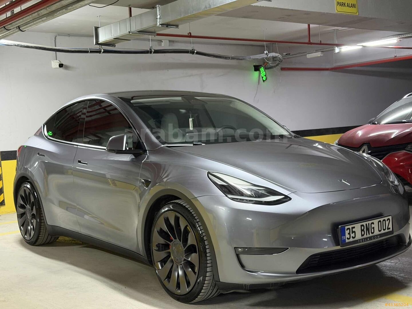 Galeriden Tesla Model Y Performance (Legacy) 2023 Model İstanbul 59.500 km Gri 2