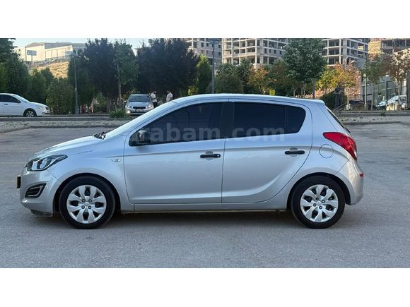 Sahibinden Hyundai i20 1.4 CRDi Jump 2012 Model