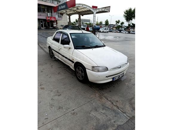 escort 16 valf  1.6 1998