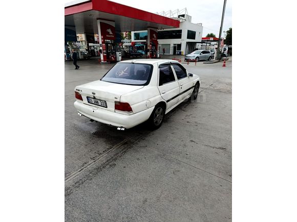 escort 16 valf  1.6 1998
