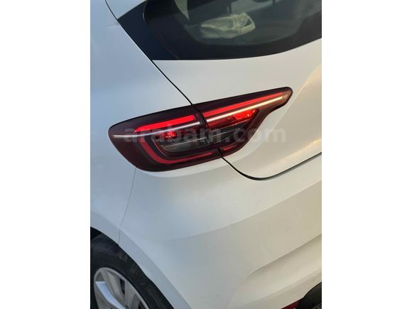 Sahibinden Renault Clio 1.5 BlueDCI Joy 2020 Model 